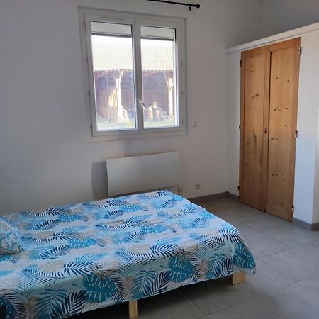 Appartement Dans Partie De Mas En Camargue Арль Екстер'єр фото